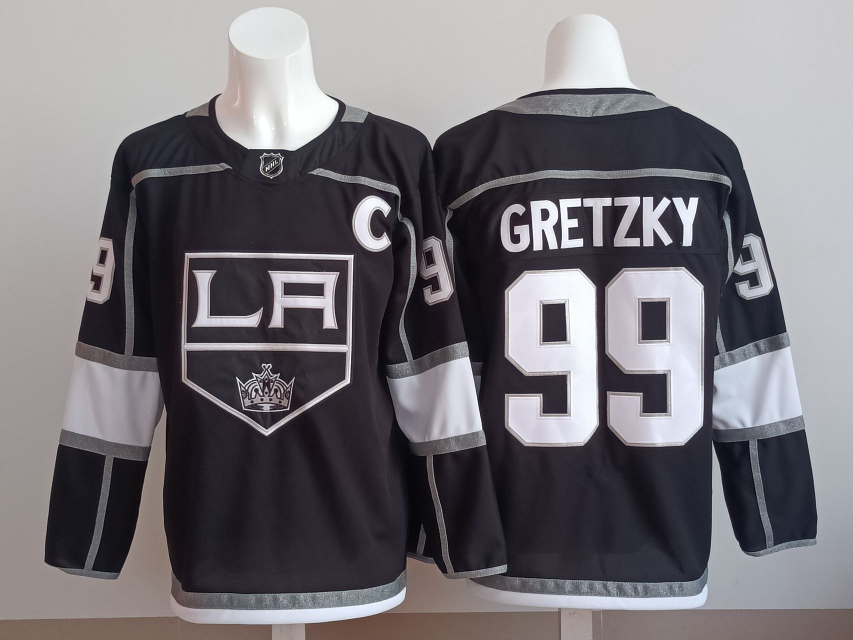 Men 2025 Los Angeles Kings 99 Gretzky Black NHL Jersey style 01